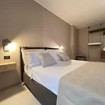 Af *